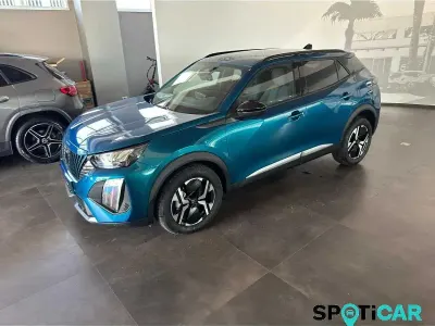 Usata Peugeot 2008 Allure 101 CV (74 kW) 2025 Blu/azzurro SUV