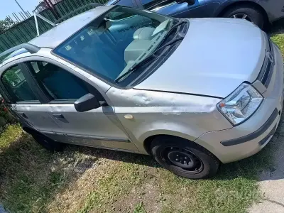 Usata Fiat Panda 156 CV (114 kW) 2003 Grigio Utilitaria