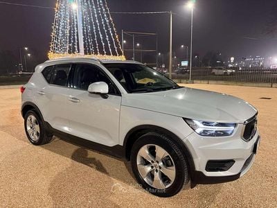 Usata Volvo XC40 R-Design 150 CV (110 kW) 2019 Grigio SUV