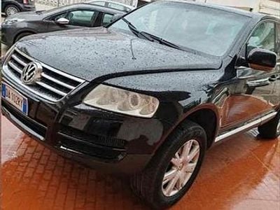 Begagnad VW Touareg 174 HK (127 kW) 2006 Svart SUV