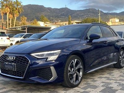Usata Audi A3 S-Line 150 CV (110 kW) 2022 Blu Berlina