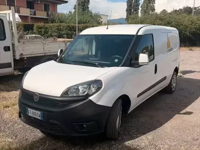 Usata Fiat Doblò 95 CV (69 kW) 2019 Bianco Monovolume