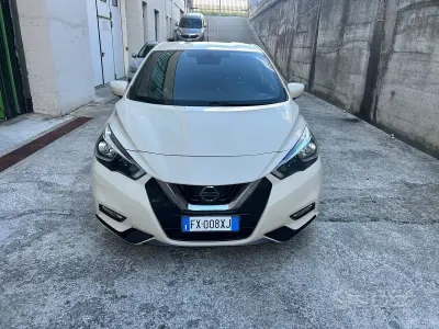 Usata Nissan Micra Tekna 90 CV (66 kW) 2017 Panna Utilitaria