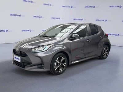 Nuova Toyota Yaris Hybrid Trend 116 CV (85 kW) 2026 Grigio scuro Utilitaria