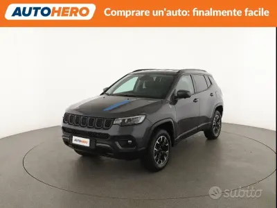Occasion Jeep Compass Trailhawk 179 ch (131 kW) 2022 Gris SUV
