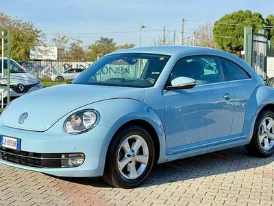 Usata VW New Beetle 162 CV (119 kW) 2012 Blu Utilitaria