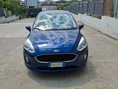 Usata Ford Fiesta 100 CV (73 kW) 2017 Bluazzurro Utilitaria