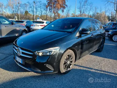 Usata Mercedes B180 Premium 116 CV (85 kW) 2019 Nero Monovolume