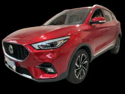 Usata MG ZS Luxury 106 CV (77 kW) 2025 Rosso SUV