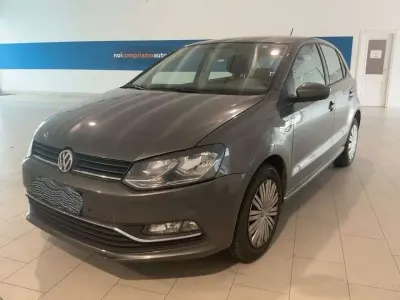 Usata VW Polo Comfortline 75 CV (55 kW) 2017 Grigio Berlina
