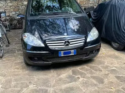 Usata Mercedes A200 109 CV (80 kW) 2007 Nero Berlina