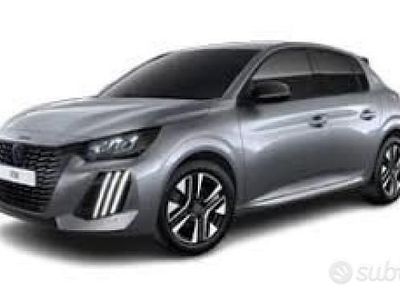Usata Peugeot 208 Allure 101 CV (74 kW) 2020 Utilitaria