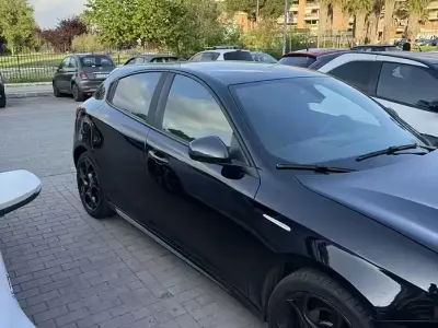 Second-hand Alfa Romeo Giulietta Tech Edition 120 CP (88 kW) 2019 Negru Hatchback