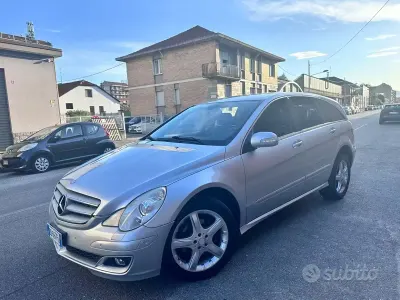 Usata Mercedes R320