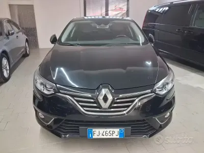 Usata Renault Mégane Intens 110 CV (80 kW) 2017 Nero Berlina