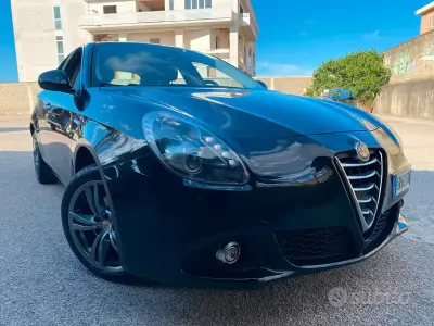 Usata Alfa Romeo Giulietta 105 CV (77 kW) 2014 Nero Utilitaria