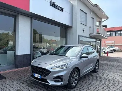 Usata Ford Kuga ST-Line 120 CV (88 kW) 2022 Grigio SUV