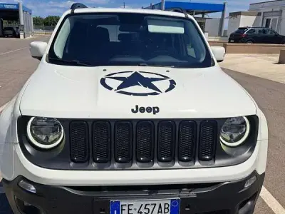 Usata Jeep Renegade Limited 120 CV (88 kW) 2016 SUV