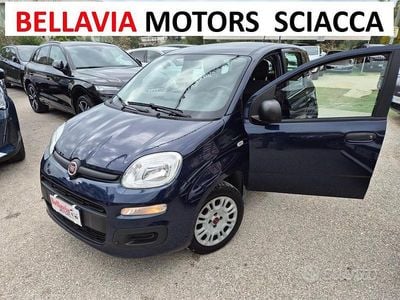 Usata Fiat Panda Easy 69 CV (50 kW) 2017 Blu Utilitaria