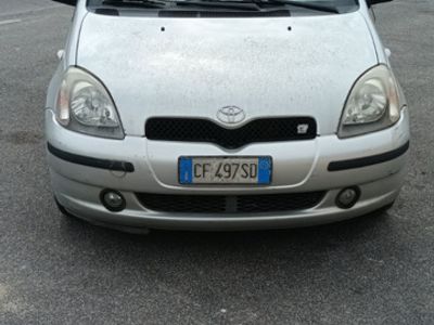 usata Toyota Yaris 5p 1.0 Sol