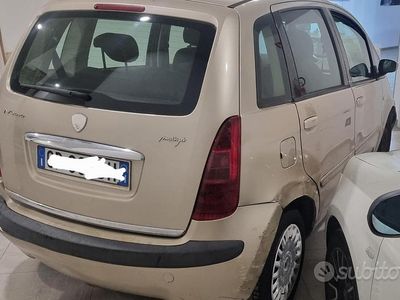 Usata Lancia Musa 2005 Verde Monovolume