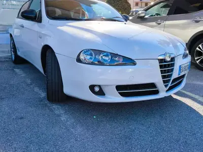 Usata Alfa Romeo 147 170 CV (125 kW) 2010 Bianco Utilitaria