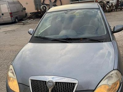 Usata Lancia Ypsilon 77 CV (56 kW) 2008 Grigio Utilitaria