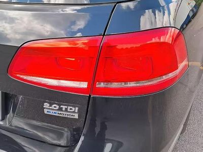 Usata VW Passat 140 CV (102 kW) 2010 Nero Station wagon