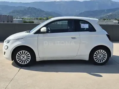 Nuevo Fiat 500e Tech 86 kW (118 CV) 2026 Blanco Utilitario