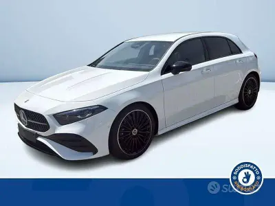 Nuova Mercedes A180 Advanced Plus 116 CV (85 kW) 2026 Bianco pastello Berlina