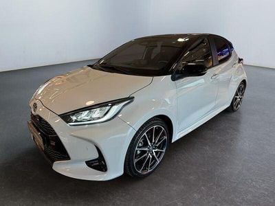 Grigio Usata 2024 Toyota Yaris Hybrid Sport Berlina | 20.900 € (Super prezzo)