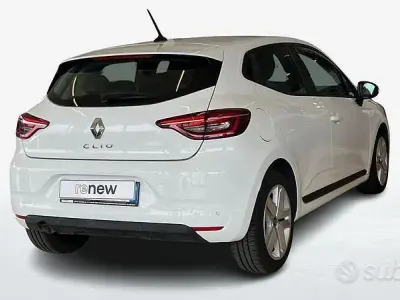 Usado Renault Clio V Zen 100 HP (73 kW) 2022 Sedan