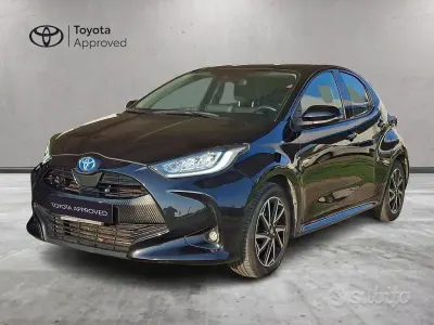 Usata Toyota Yaris Hybrid Trend 115 CV (84 kW) 2022 Nero Berlina