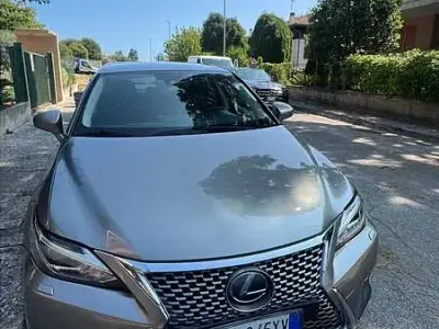 Usata Lexus CT200h Executive Line 99 CV (72 kW) 2018 Berlina
