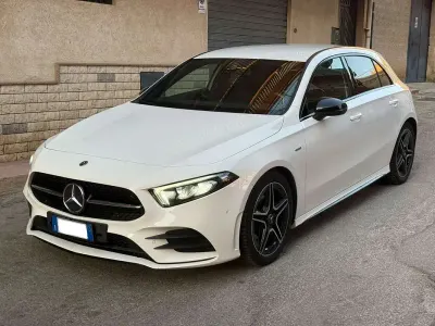Usata Mercedes A180 Premium 116 CV (85 kW) 2022 Berlina