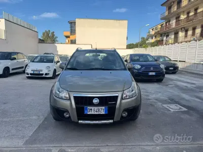 Usata Fiat Sedici Emotion 120 CV (88 kW) 2007 Marrone SUV