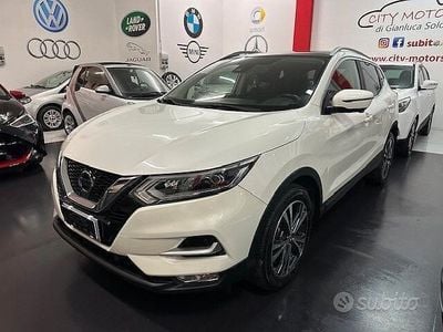 Usata Nissan Qashqai N-Connecta 140 CV (102 kW) 2020 Bianco SUV