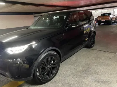 Second-hand Land Rover Discovery 5 HSE 241 CP (177 kW) 2020 Negru SUV