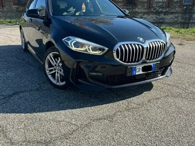 Usata BMW 118 M Sport 136 CV (100 kW) 2020 Nero Utilitaria