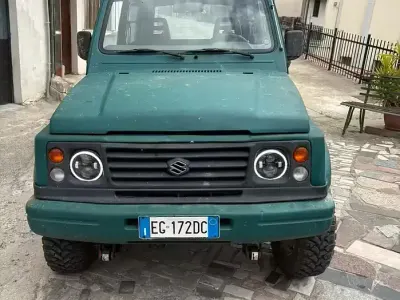 Begagnad Suzuki Samurai