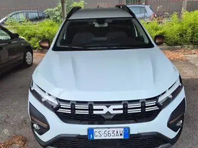Usata Dacia Jogger 101 CV (74 kW) 2024 Bianco Monovolume