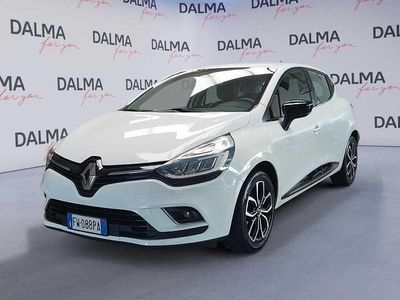 Second-hand Renault Clio IV 2019 Alb Hatchback