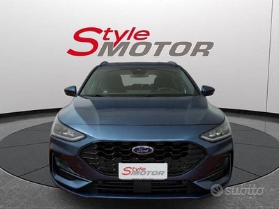 Begagnad Ford Focus ST 125 HK (91 kW) 2023 Blå Sedan