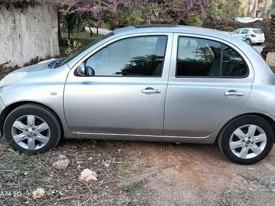 Usata Nissan Micra 65 CV (47 kW) 2004 Grigio Utilitaria