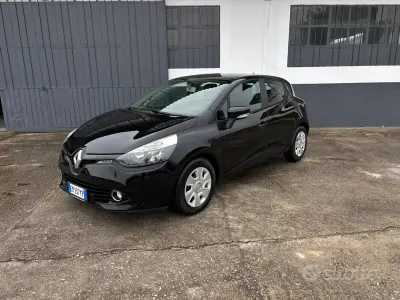Brugt Renault Clio IV 75 HK (55 kW) 2012 Sort Sedan