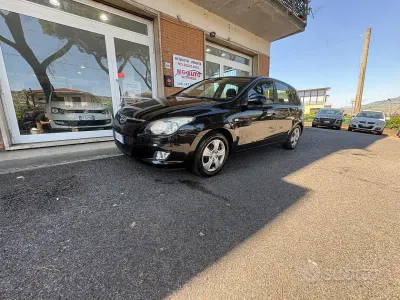 Usata Hyundai i30 109 CV (80 kW) 2009 Nero Berlina