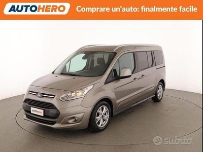 Begagnad Ford Tourneo Connect Titanium 119 HK (87 kW) 2018 Guld Minibuss