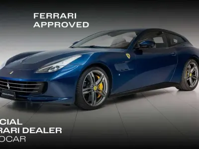 Usata Ferrari GTC4Lusso 689 CV (506 kW) 2019 Blu/azzurro Station wagon