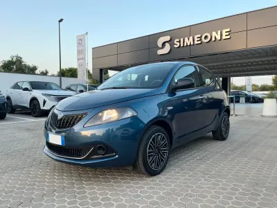 Usata Lancia Ypsilon S 69 CV (50 kW) 2024 Blu Utilitaria