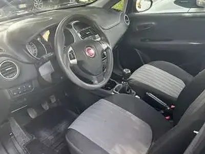 Usata Fiat Punto 95 CV (69 kW) 2017 Utilitaria